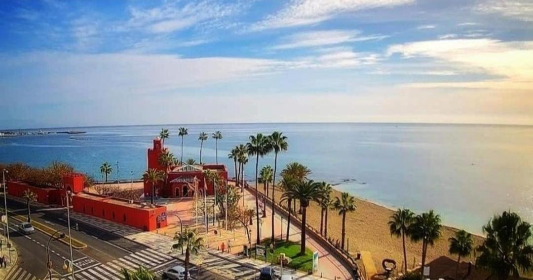 Benalbeach Casa Kito Costa 1ª Linea De Playa Benalmádena Zewnętrze zdjęcie